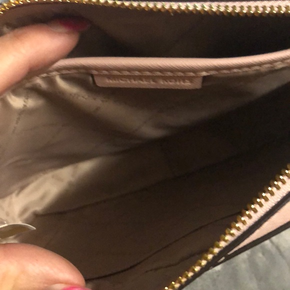 Michael Kors crossbody - Picture 4 of 5